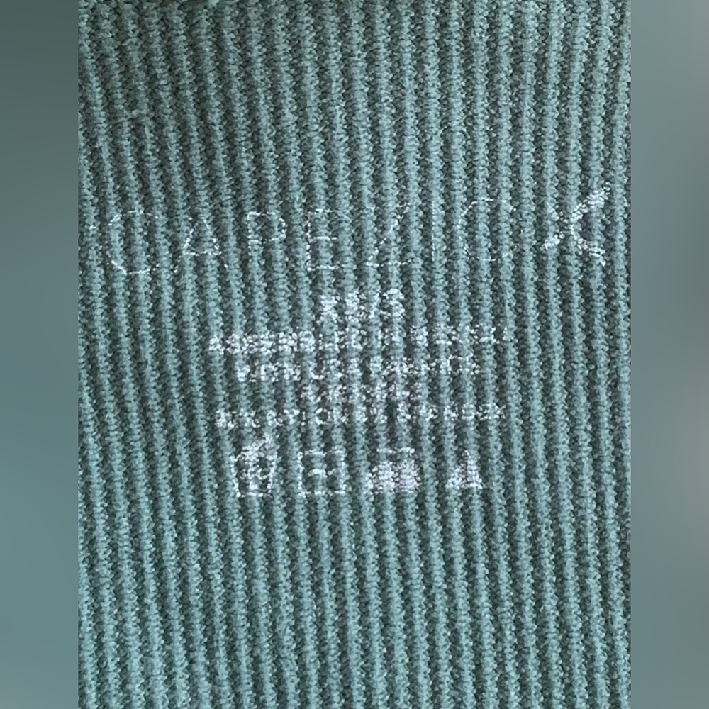 Capezio Seamless Rib Crop
TOP (11375W) • Safari Green • XS/S - Picture 11 of 15